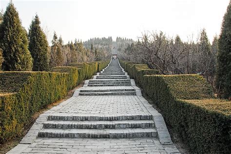 秦始皇皇陵|Mausoleum of the First Qin Emperor